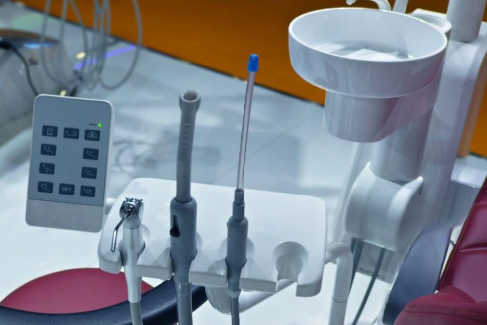 dental suction technique