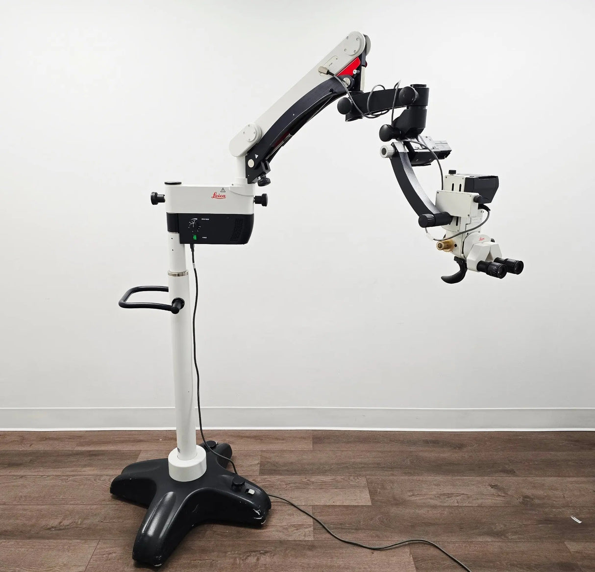 leica endodontic microscope