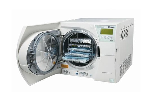 machine to clean dental instruments